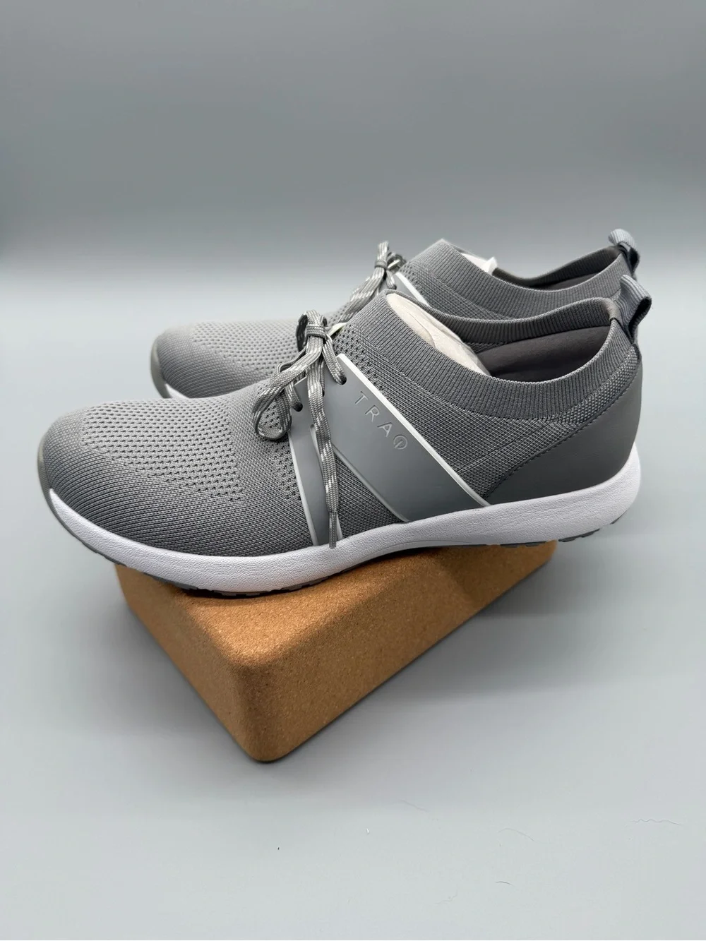 Women’s 10-5-11 EU 41 Alegria Traq Nursing Medical Walking Shoes New